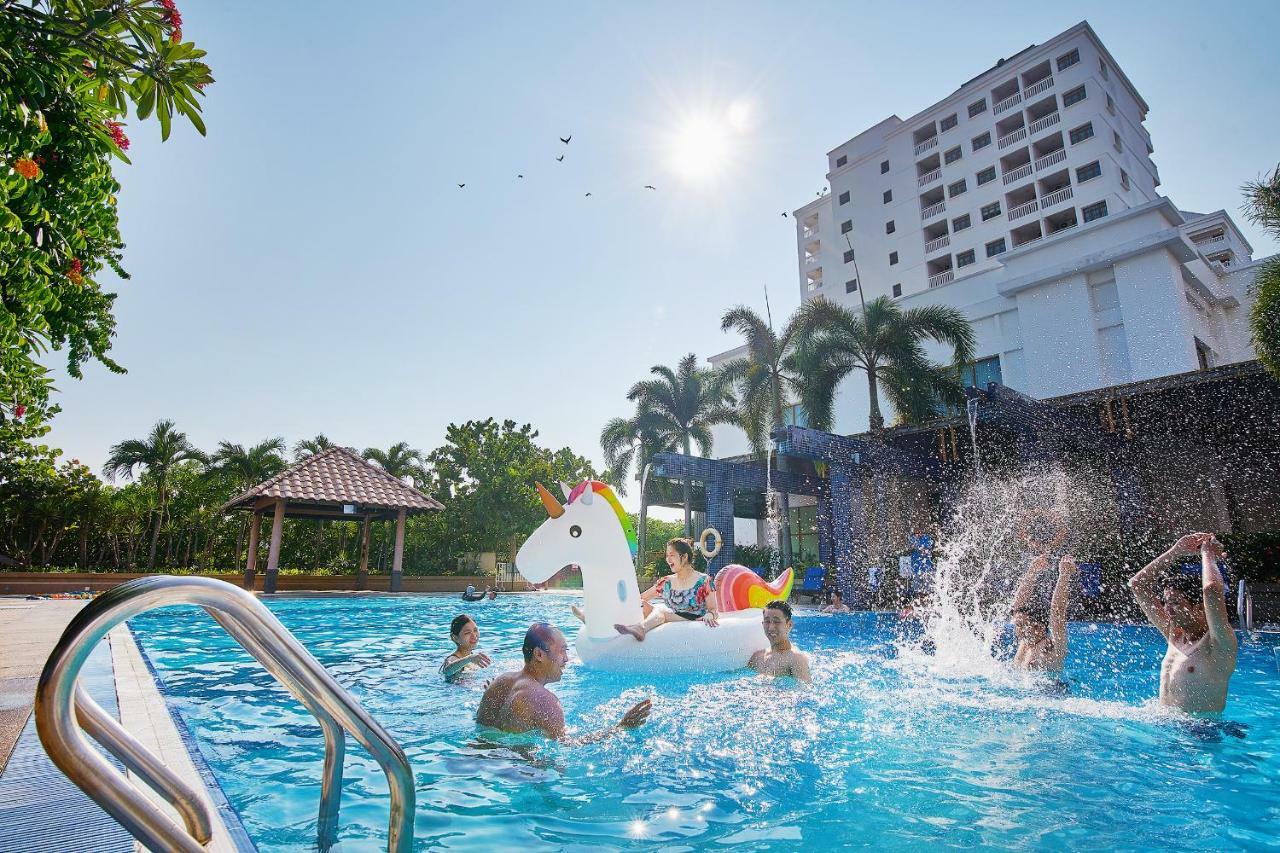 Lexis Port Dickson Hotel Exterior photo